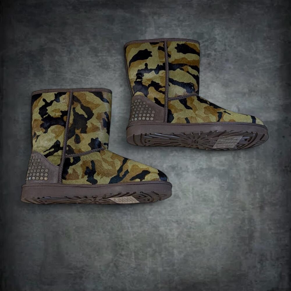 Ugg Women's multi Boots - Picture 4 of 8